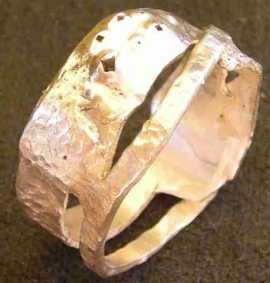 anello2.jpg (9403 byte)