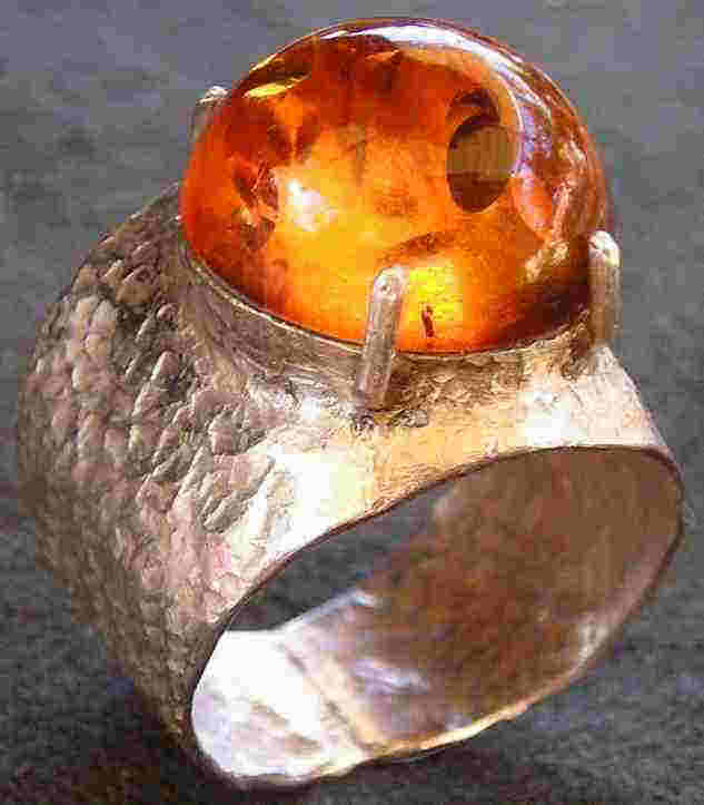 anello42.jpg (25544 byte)