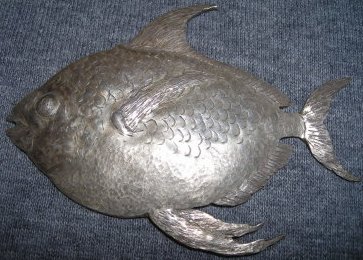 pesce.jpg (50802 byte)