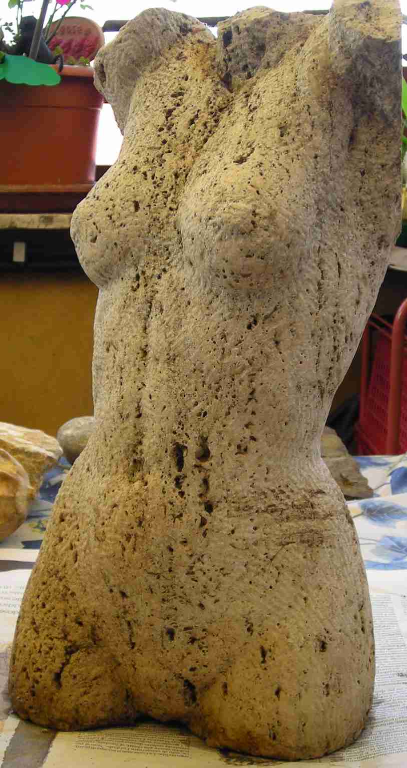 busto.jpg (70927 byte)