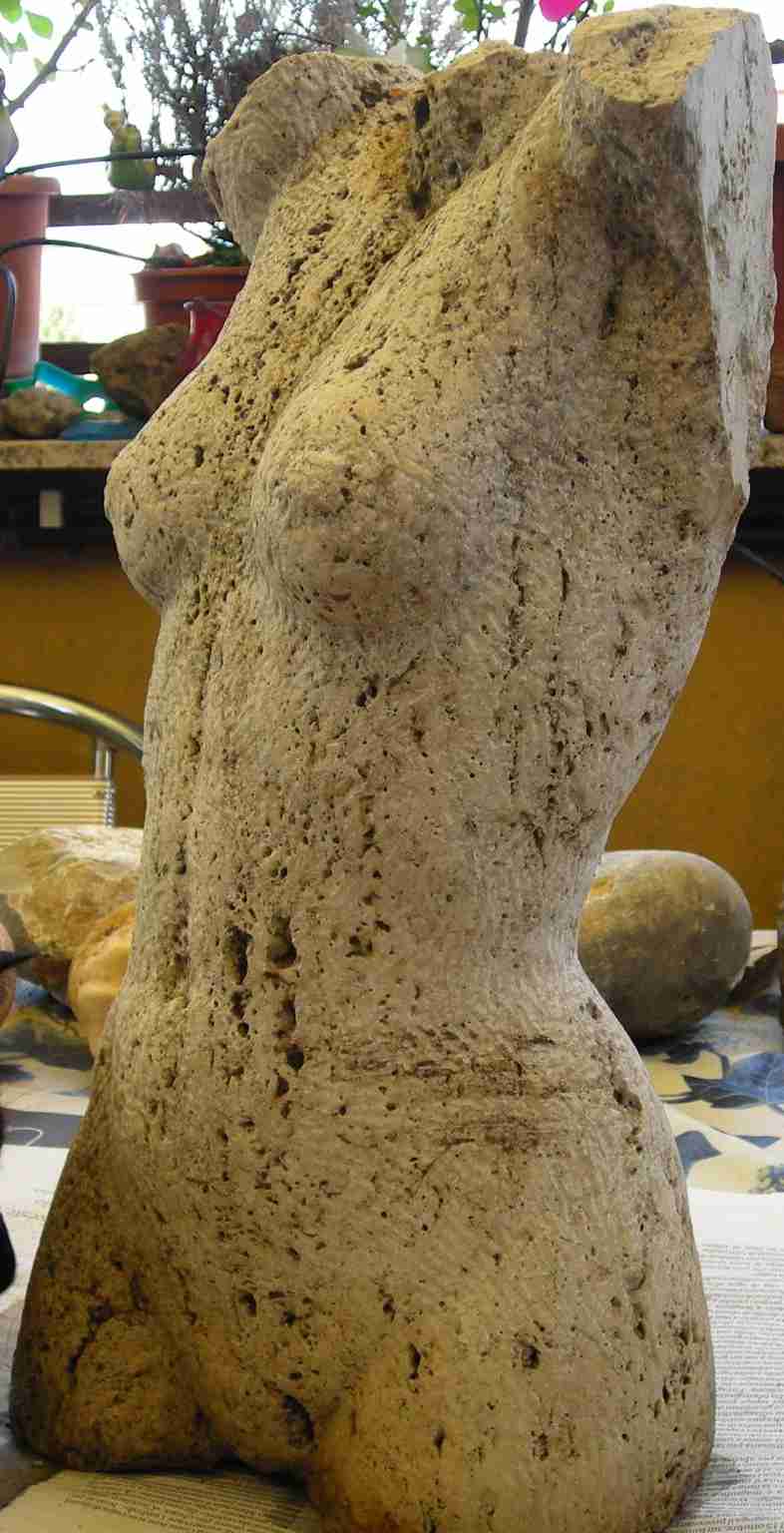 busto2.jpg (72062 byte)