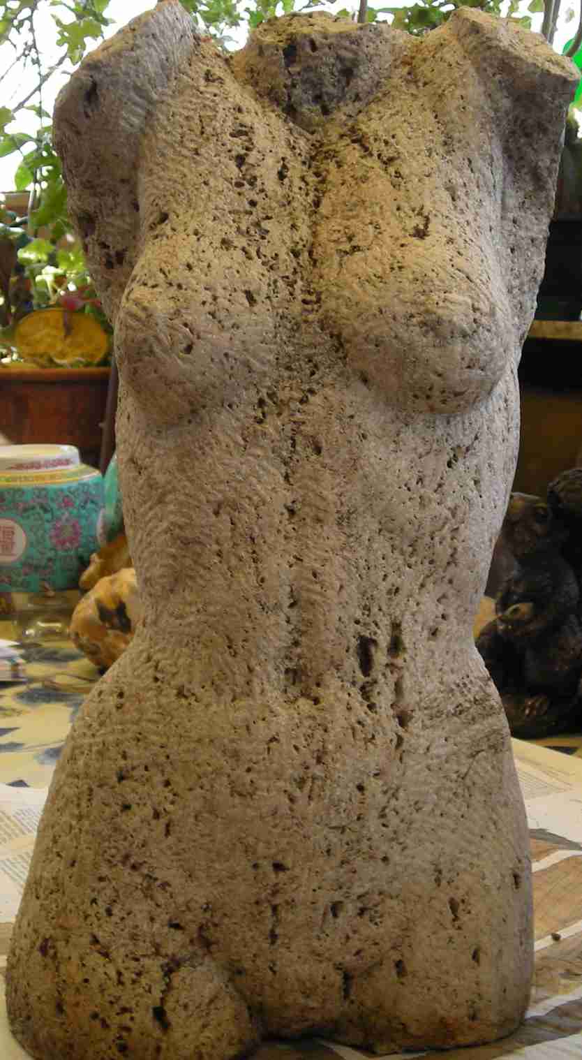 busto6.jpg (69208 byte)